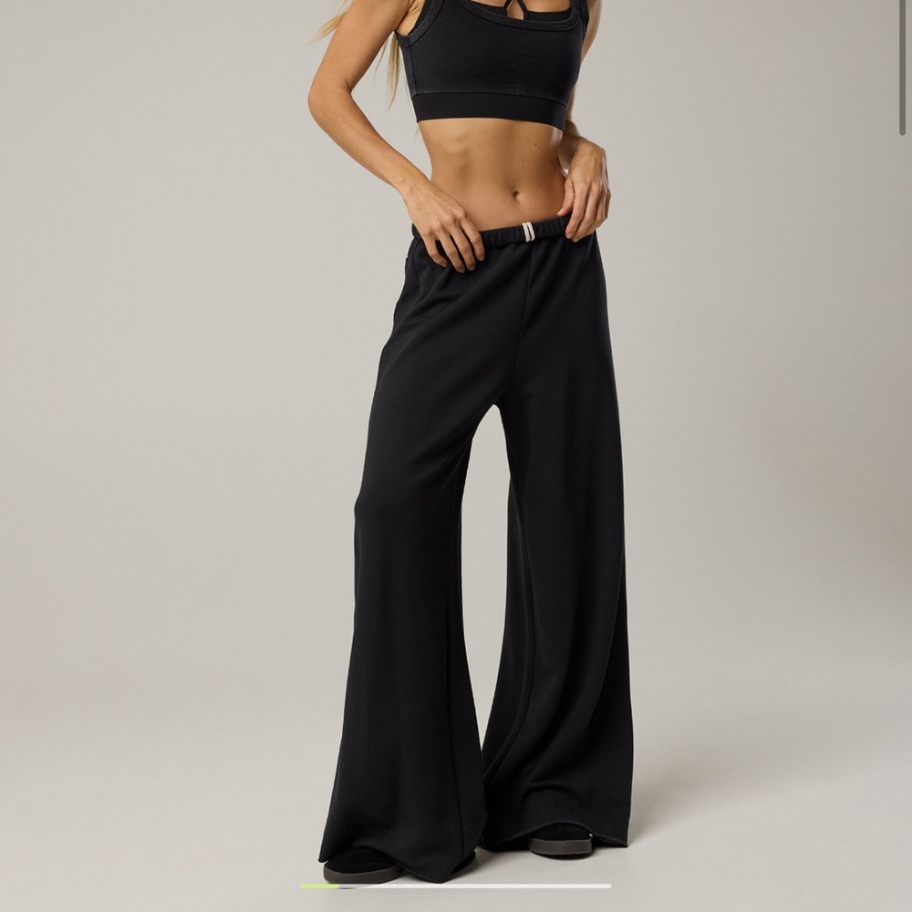 Aerie Black Wide-Leg Sweatpants